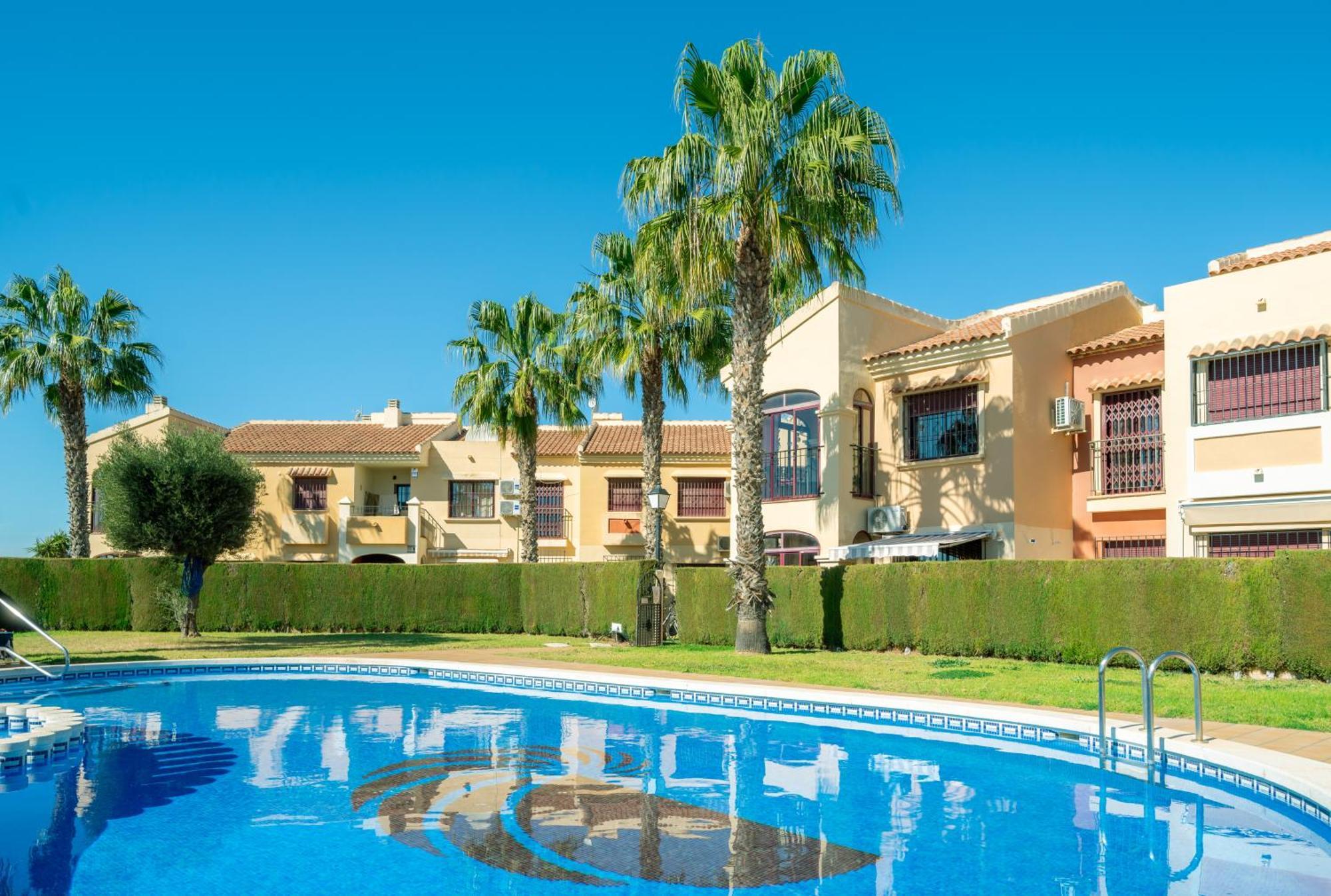 Club Salino Hideaway-Your Peaceful Retreat With Pool In Torrevieja Exteriör bild